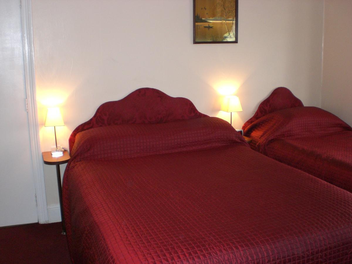Melville Lodge Gatwick Horley Quarto foto